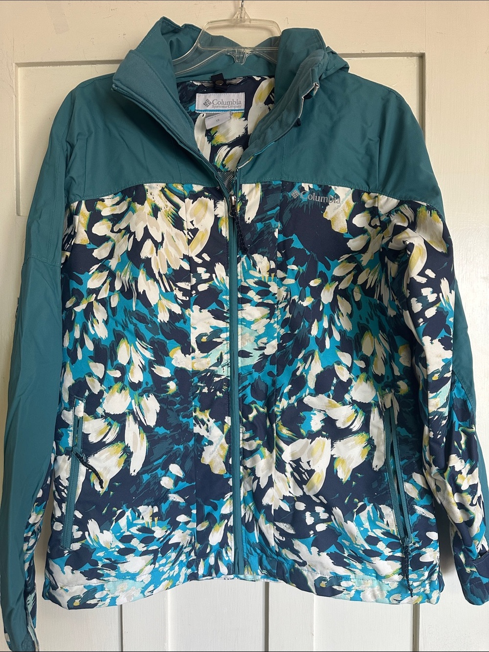 Columbia Teal & Navy Floral Ski Jacket with White Accents